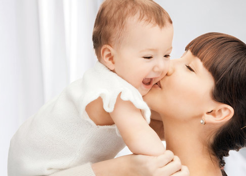 Cách chăm sóc bụng vui cho bé.